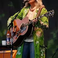 Emmylou Harris & Linda Ronstadt