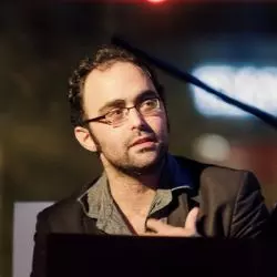 Eyal Lovett