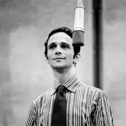 Joel Grey