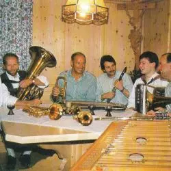 Tiroler Kirchtagmusig