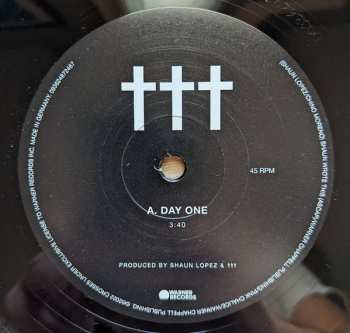 EP Crosses (†††): Day One / Vivien 377112