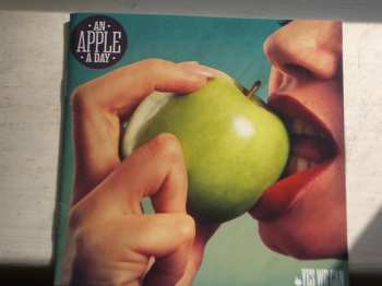 CD An Apple A Day: Yes We Can 311742