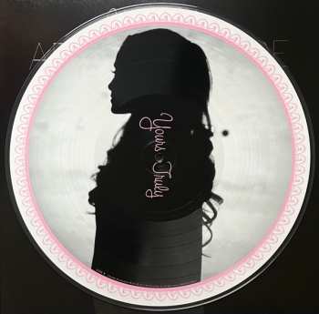 LP Ariana Grande: Yours Truly LTD | PIC 610619