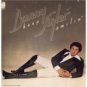 Album Bunny Sigler: Keep Smilin'