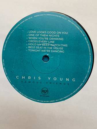 LP Chris Young: Famous Friends 590975