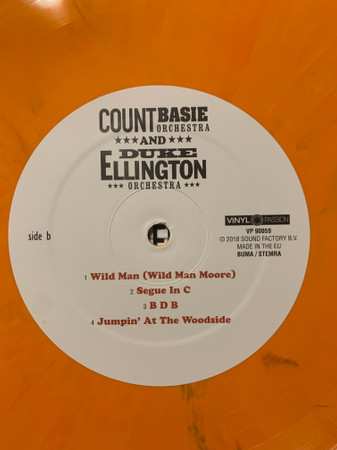 LP Count Basie Orchestra: First Time! The Count Meets The Duke CLR | LTD 559693