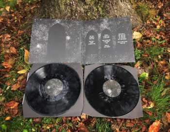 2LP Crimson Throne: Of Void And Solitude 552647