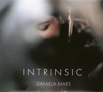 Daniela Mars: Intrinsic