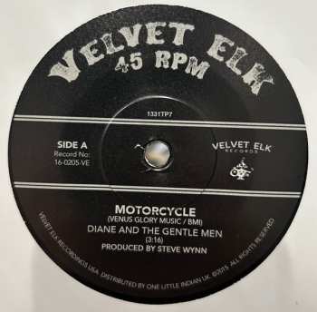 SP Diane and the Gentle Men: Motorcycle 589069