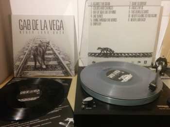 LP Gab De La Vega: Never Look Back 648266