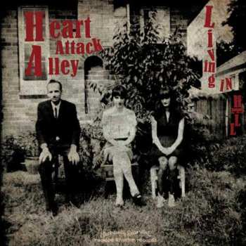 CD Heart Attack Alley: Living In Hell 560599