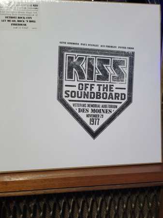 2LP Kiss: Off The Soundboard Live in Des Moines November 29 1977 577334