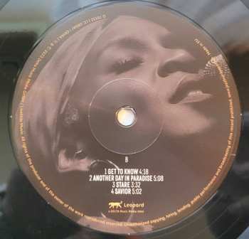 LP Liv Warfield: The Edge 609996