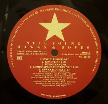 LP Neil Young: Hawks & Doves 642821