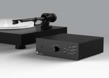 Audiotechnika Pro-Ject Phono Box DS3 B - Plně symetrický gramofonový předzesilovač, černý