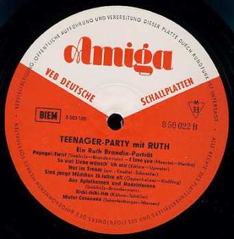 LP Ruth Brandin: Teenager-Party Mit Ruth (Ein Ruth Brandin-Porträt) 521649