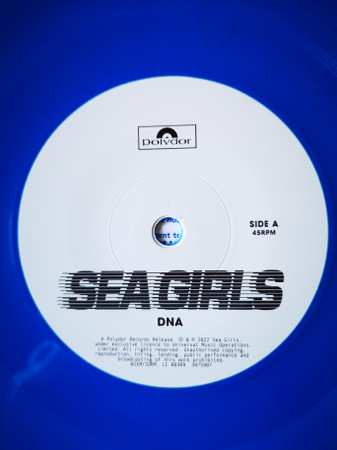 SP Sea Girls: DNA LTD | CLR 284685