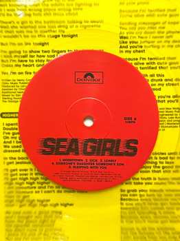 LP Sea Girls: Homesick LTD | CLR 420151