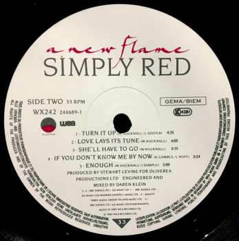 LP Simply Red: A New Flame 655630