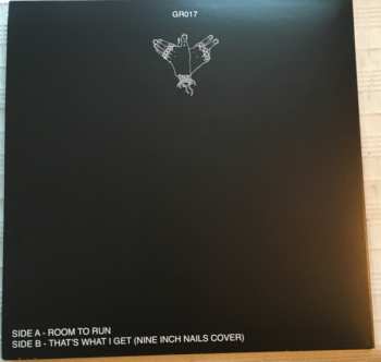 SP Spirit Club: Room To Run Single b/w That's What I Get (Nine Inch Nails Cover) CLR 580275