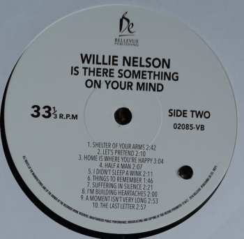 LP Willie Nelson: Is There Something On Your Mind (20 Country Classics) 85516